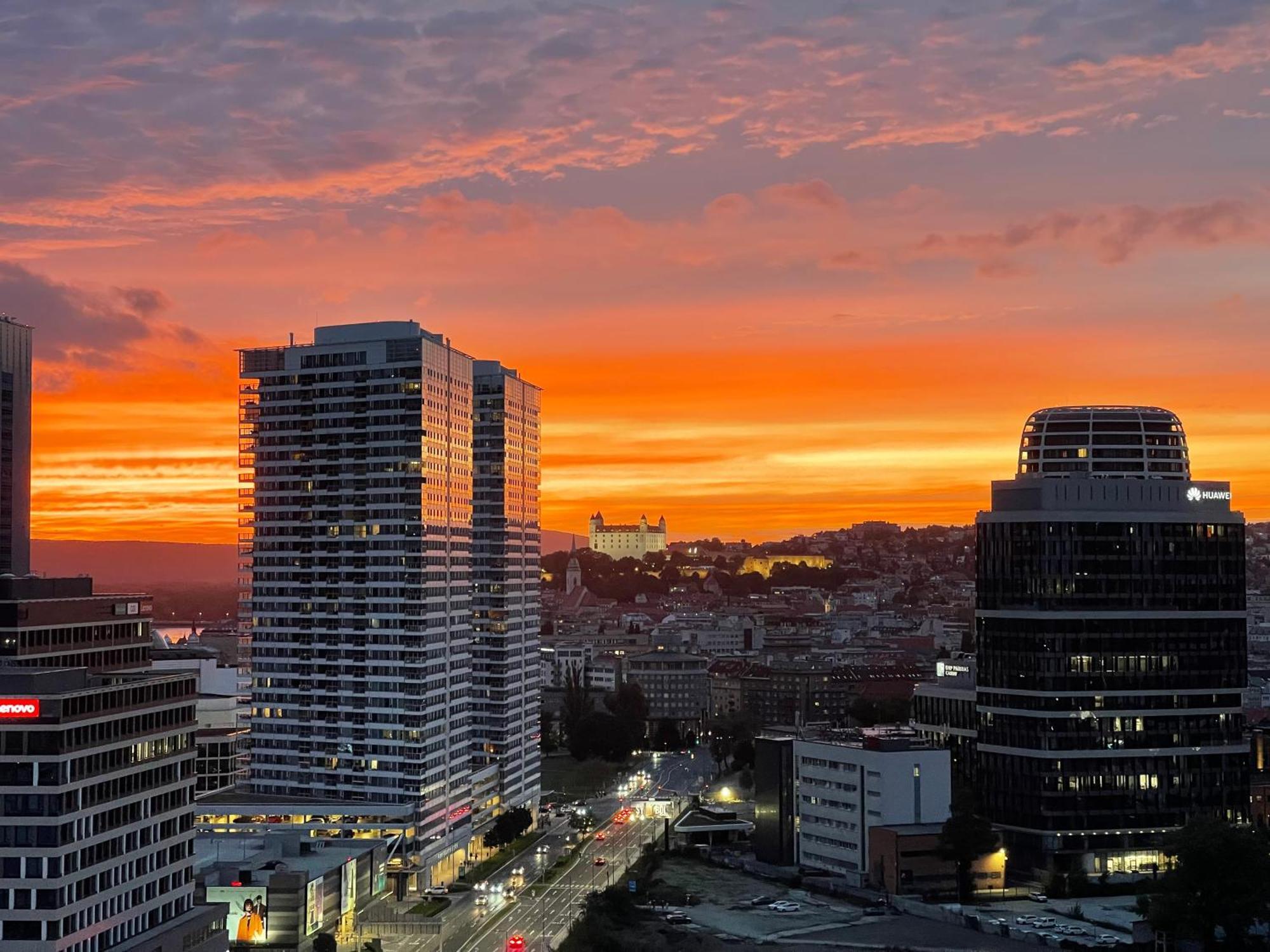 Sag 20Th Floor Klingerka Residence Castle View Free Parking Free Wifi Bratislava Exterior foto